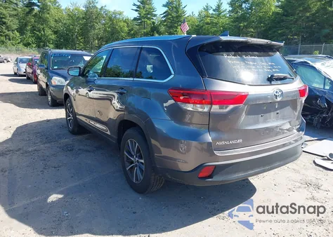 2019 Toyota Highlander Xle from USA, damaged, VIN 5TDJZRFH2KS592318